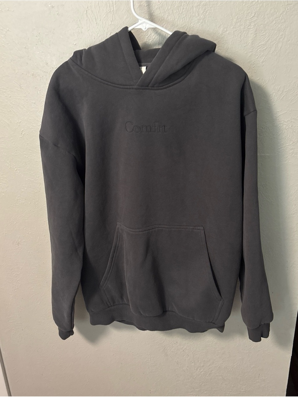 Comfrt Embroidered Gray Hoodie - Size M